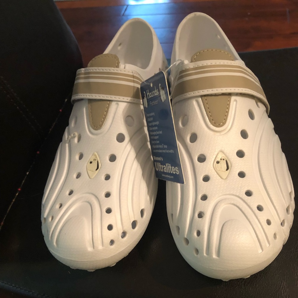Hounds shoes